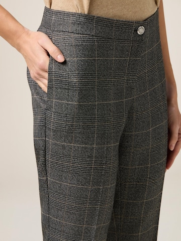 regular Pantaloni di oltre in grigio