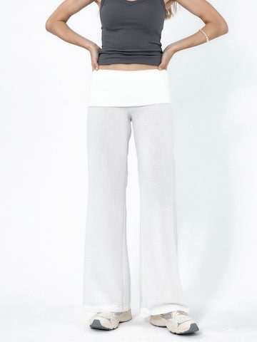 Pantaloni di Busem in grigio: frontale
