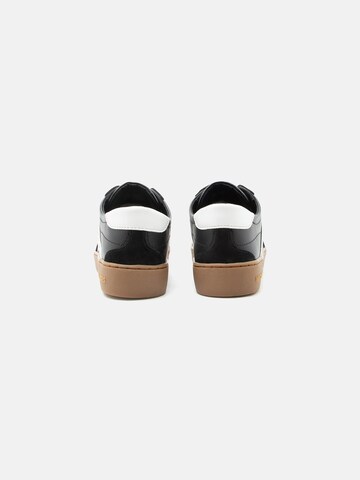 Sneaker low 'KAYCEE' de la MICHAEL Michael Kors pe negru