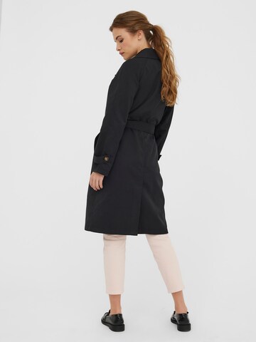 VERO MODA Between-Seasons Coat 'LOU' in Black