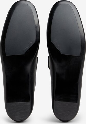 Calvin Klein Classic Flats in Black