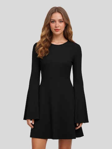LapaPlus Kleid in Schwarz: Vorderseite