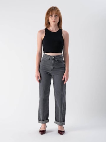 MND regular Jeans i grå: forside