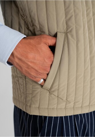 Prohibited Vest 'Ranger' in Green