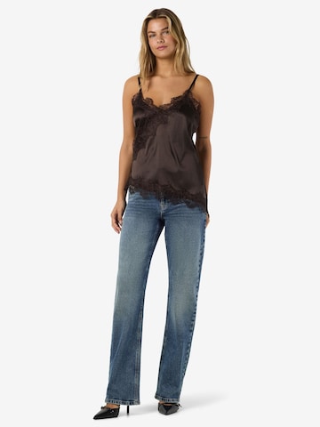 Haut Noisy may en marron