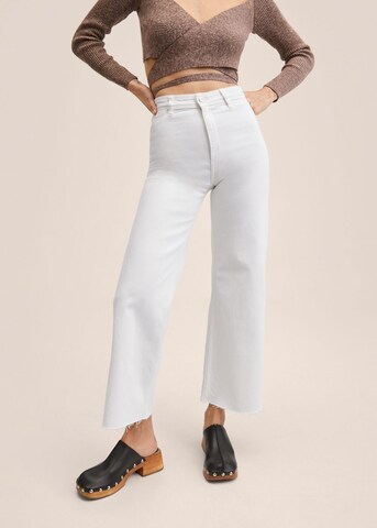 MANGO Wide Leg Jeans 'Catherin' in Weiß: predná strana