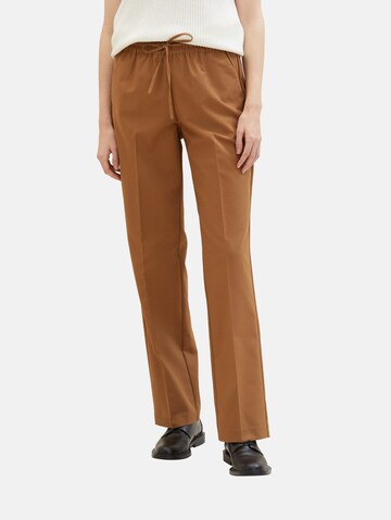 Loosefit Pantalon à plis TOM TAILOR en marron : devant
