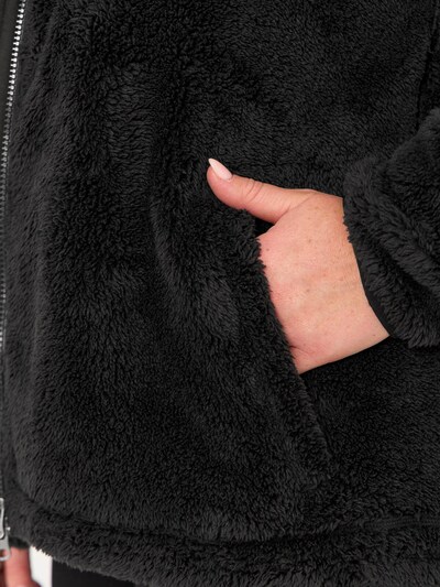 Cellbes of Sweden Fleecejacke in schwarz, Produktansicht