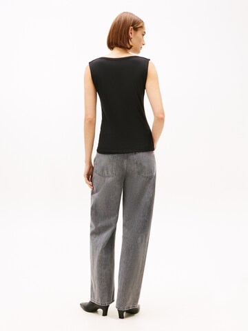 TOMMY HILFIGER - Top em preto: atrás