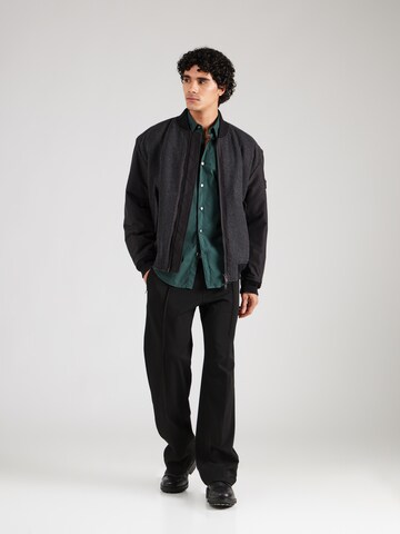 BOSS Regular fit Srajca 'Relegant_6' | zelena barva