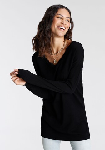 LAURA SCOTT Sweater in Black