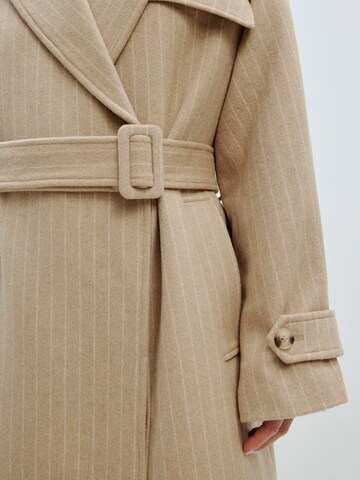 EDITED Between-seasons coat 'Eilika' in Beige