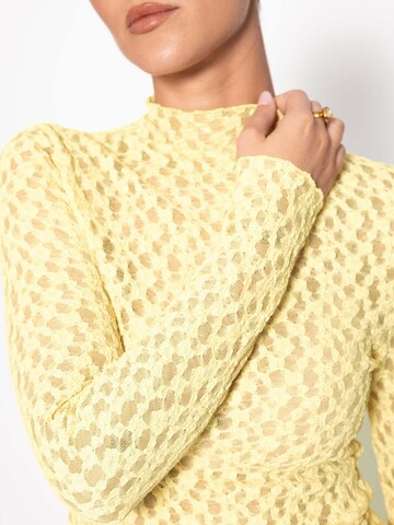 SASSYCLASSY Shirt in Yellow