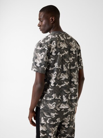 GUESS T-Shirt in Mischfarben