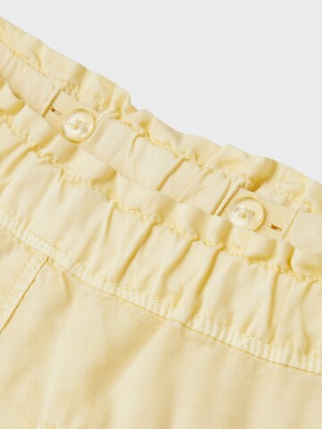 Regular Pantalon 'Becky' NAME IT en jaune