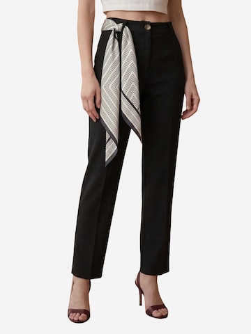 My fashion Viikidega püksid, värv must: eest vaates