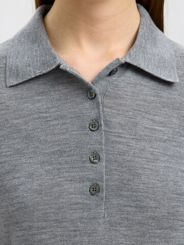 SELECTED - Jersey 'SLFTHEA' en gris