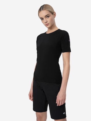 4FTehnička sportska majica - crna boja: prednji dio