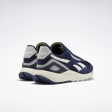 Sneaker bassa 'Legacy' di Reebok in colori misti