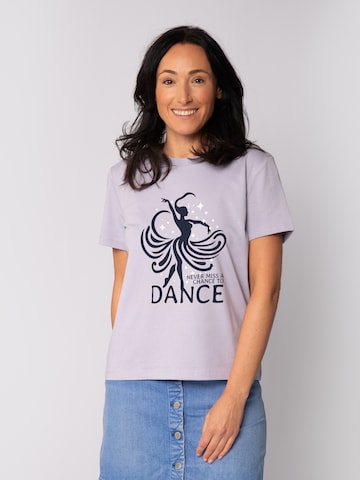 Watapparel Shirt 'Chance to dance' in Lila: voorkant