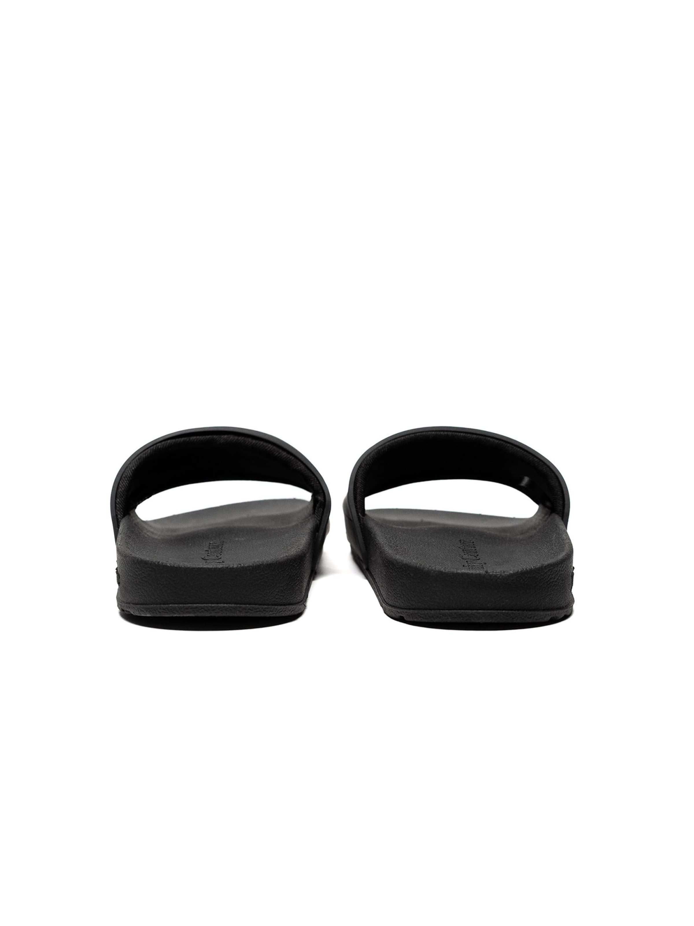 Ciabatta di Juicy Couture in nero