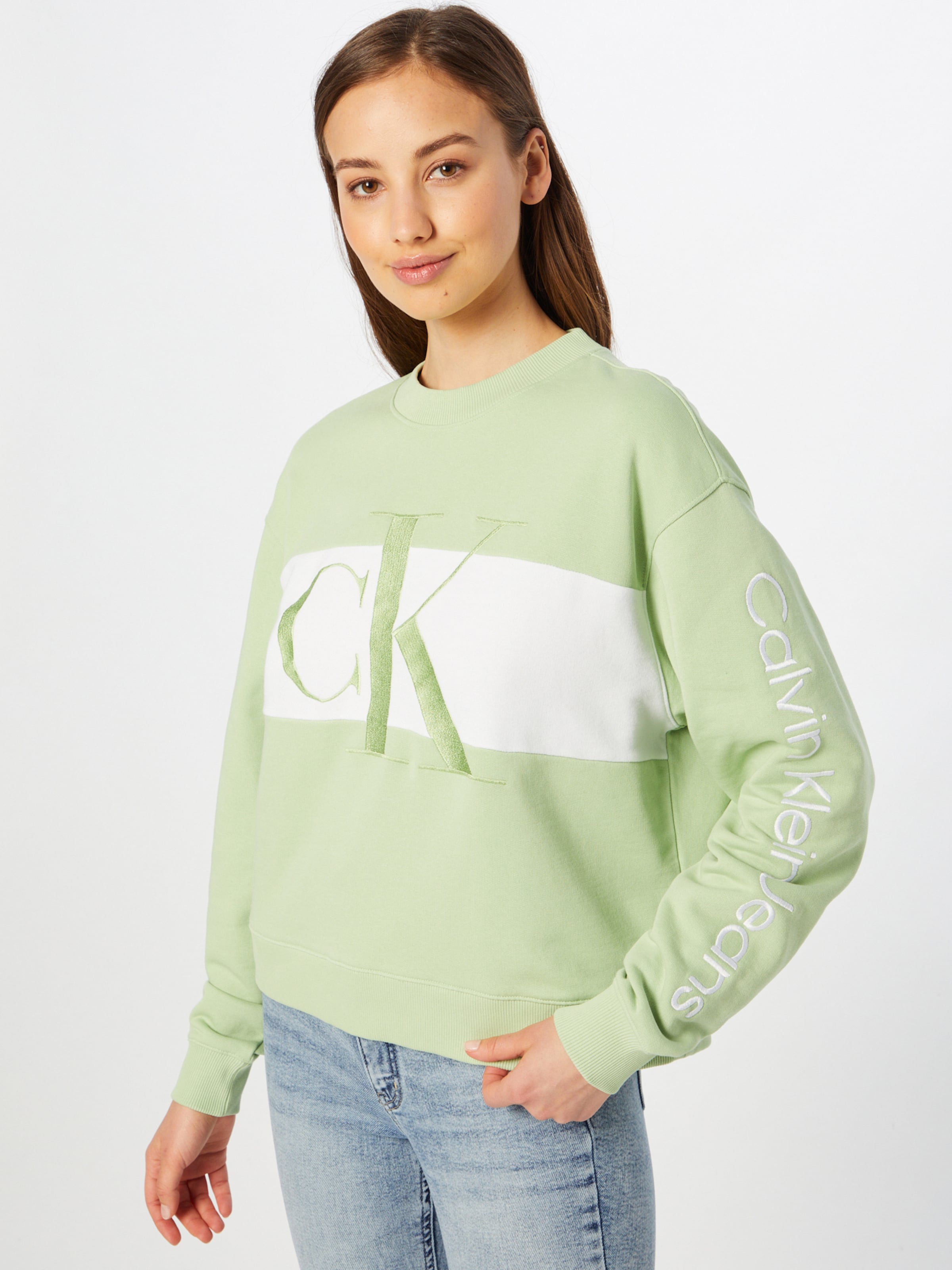 Frauen Sweat Calvin Klein Jeans Sweatshirt in Hellgrün - QZ30000 Frauen Sweat Calvin Klein Jeans Sweatshirt in Hellgrün - QZ30000