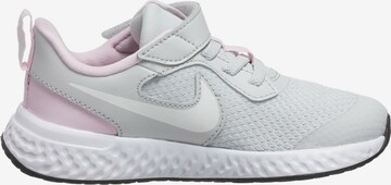 NIKE Athletic Shoes in Grey