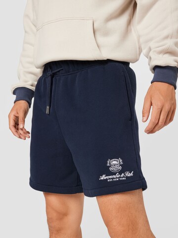 Abercrombie & Fitch Loosefit Shorts in Blau