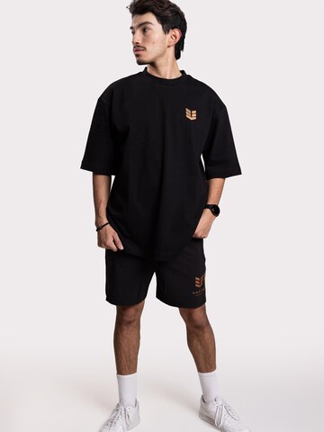 Empire Embodied Shirt 'schweres T-Shirt Oversize' in Black: front