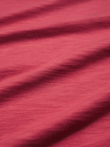 Tricou 'Tremayne Quay' de la Seasalt Cornwall pe roz