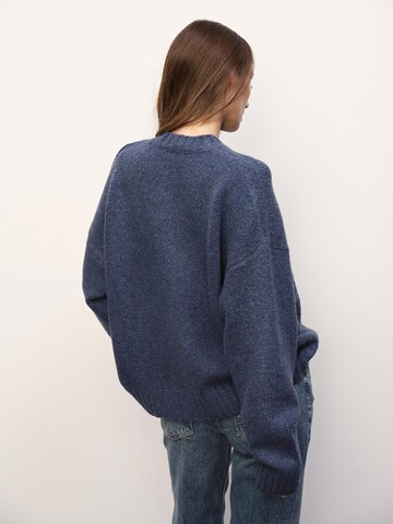 RÆRE by Lorena Rae Trui 'Rhonda' in Blauw