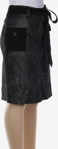 AIRFIELD Skirt in L in Black