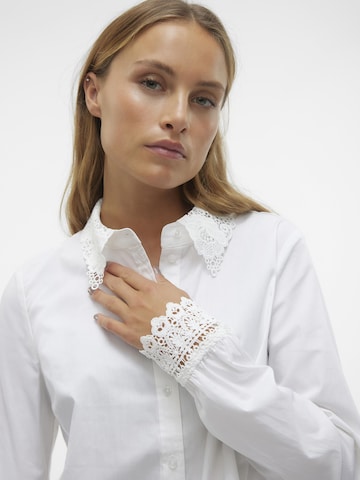 VERO MODA Blouse 'Connie' in White