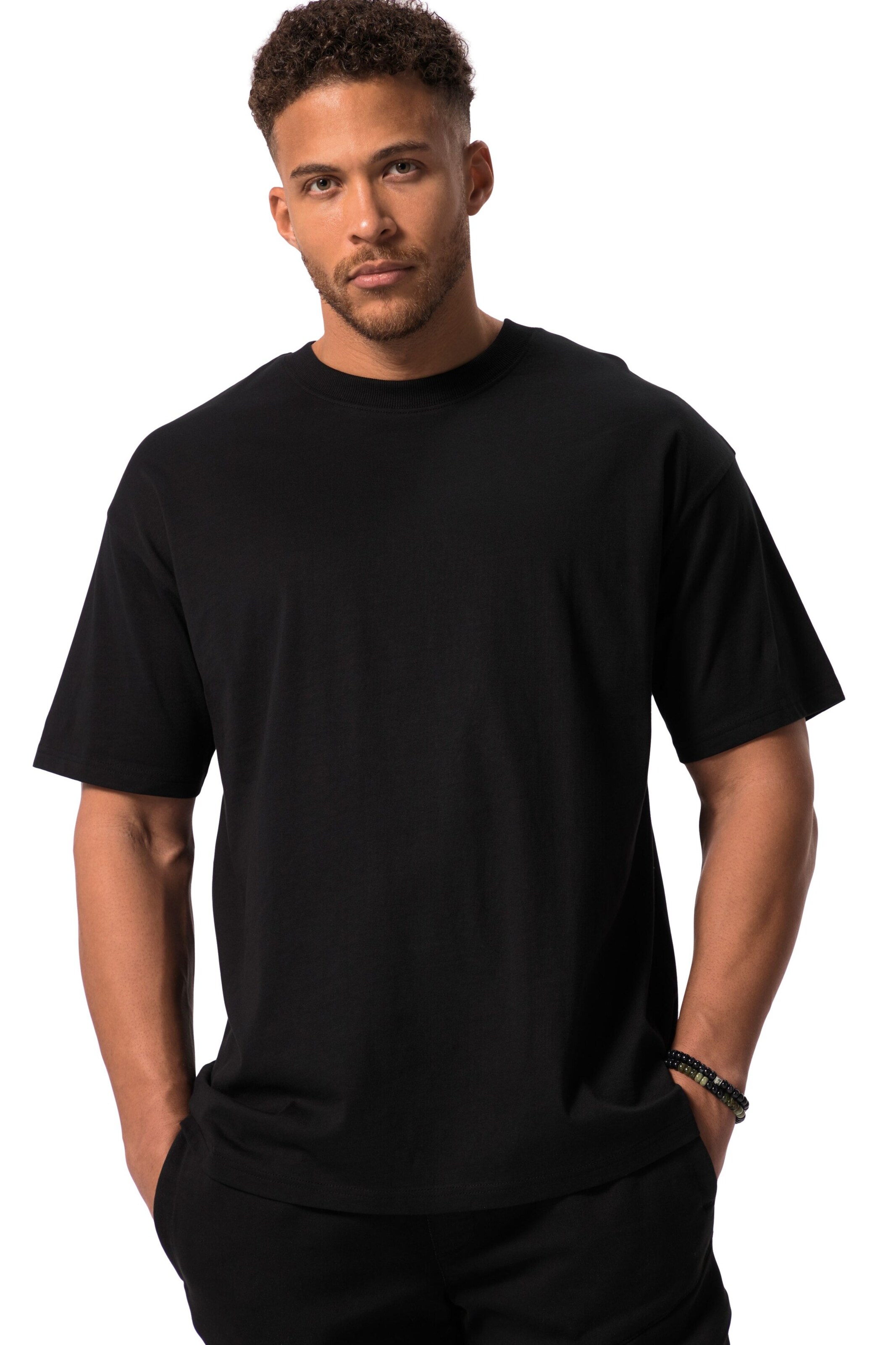 STHUGE Shirt in Black: front