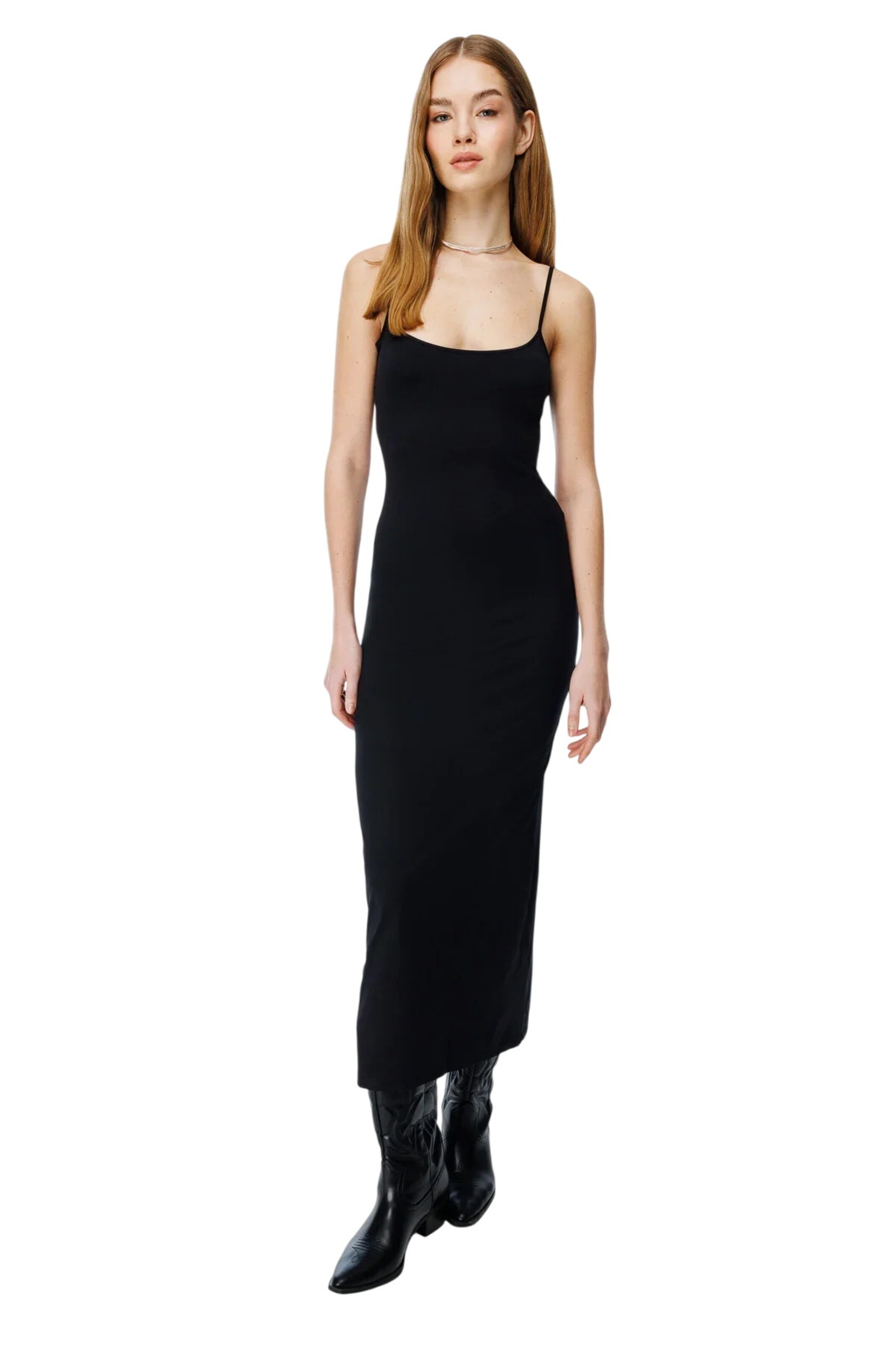 Alexa Dash Dress in Black: front