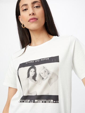 KENDALL + KYLIE Shirt in Wit