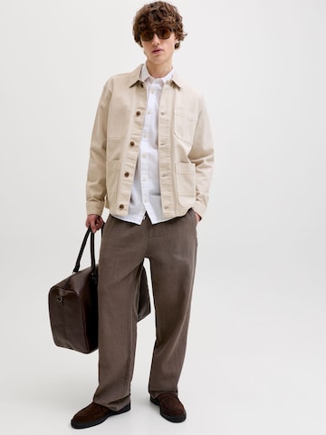 JACK & JONES - Pierna ancha Pantalón en marrón