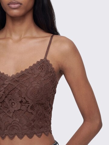 studioselect Overdel 'Iris' i brun