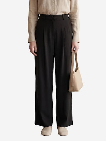 Wide leg Pantaloni con piega frontale di My fashion in nero