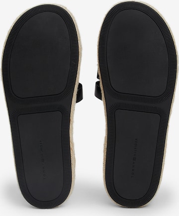 TOMMY HILFIGER Mules in Black