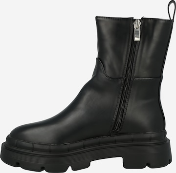 Public Desire Boots 'CAIA' in Schwarz