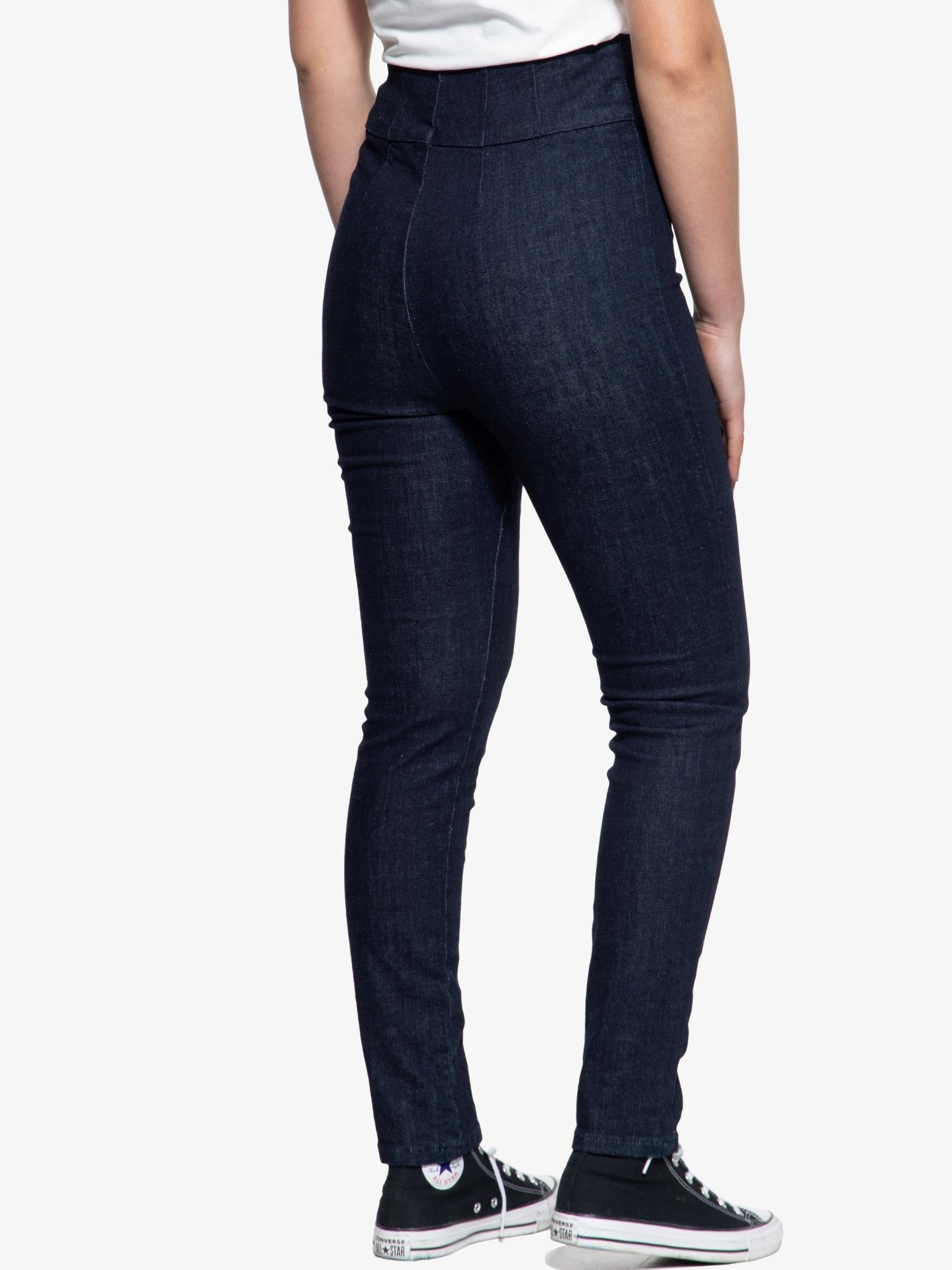 Queen Kerosin Slimfit Jeans‌‌‌‌‌‌‌‌‌‌ in Blau