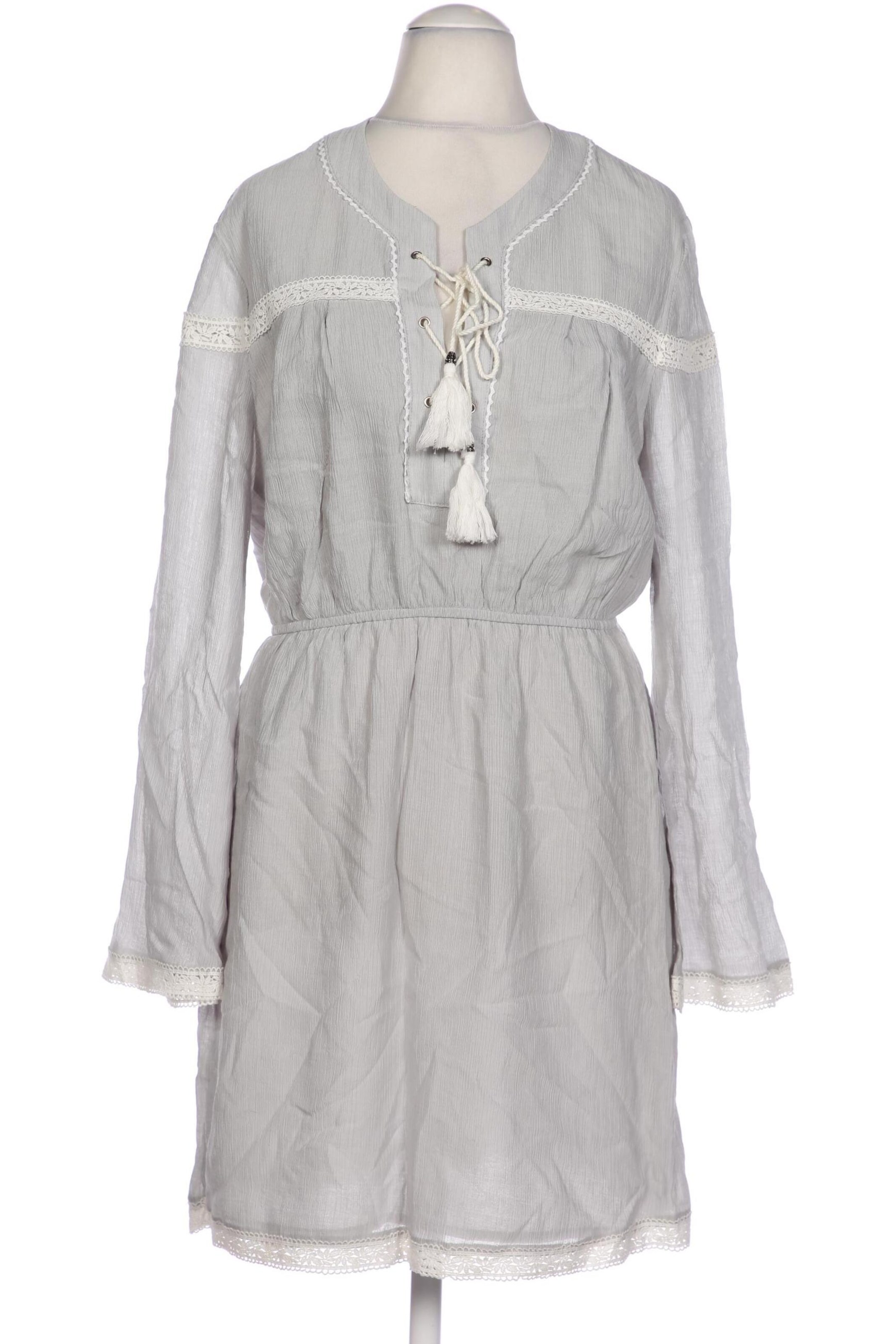 Yumi Dress in L in Green: front