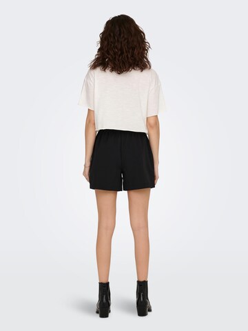 ONLY Regular Shorts 'KARIN' in Schwarz