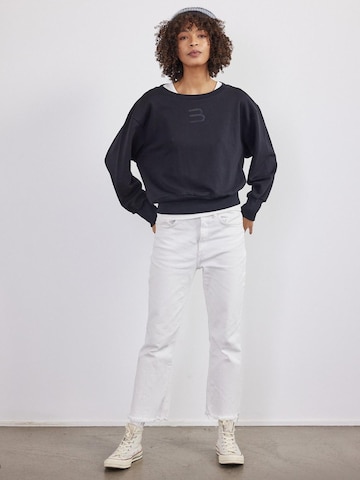BEARTH Sweatshirt in Schwarz: Vorderseite