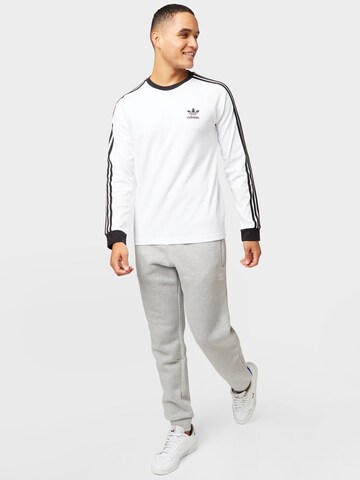 ADIDAS ORIGINALS - Camisa 'Adicolor Classic' em branco