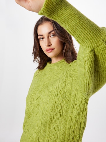 Trendyol Пуловер в зелено
