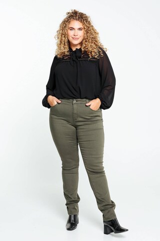 Paprika Slim fit Jeans 'Louise' in Green