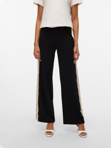 VERO MODA Wide leg Byxa 'VMBerlin' i svart: framsida