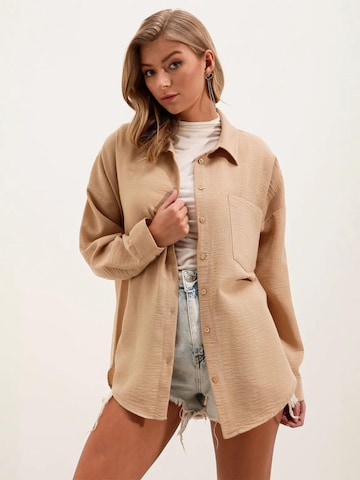 Camicia da donna di Bigdart in beige: frontale
